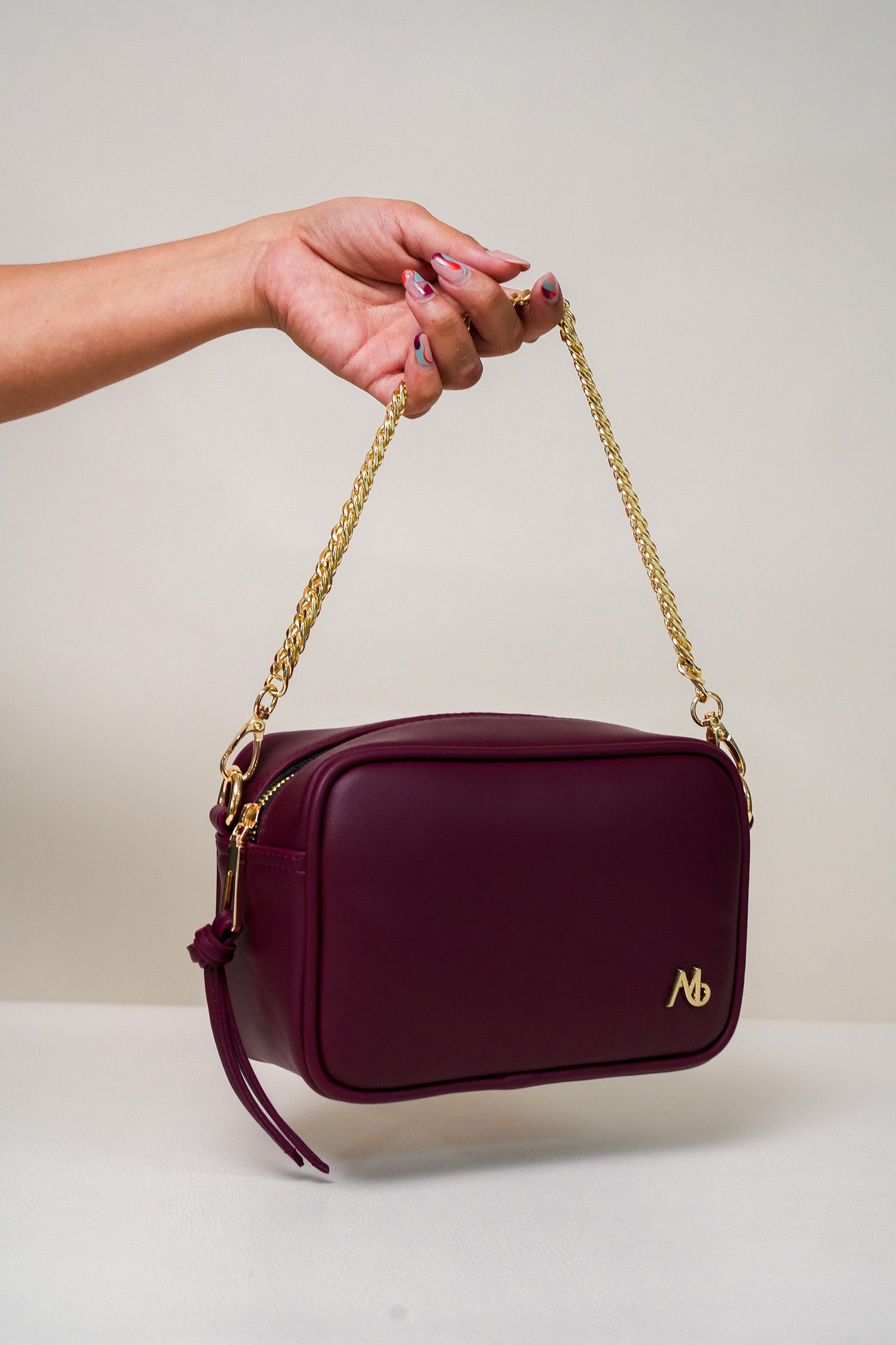 Manija Cadena small