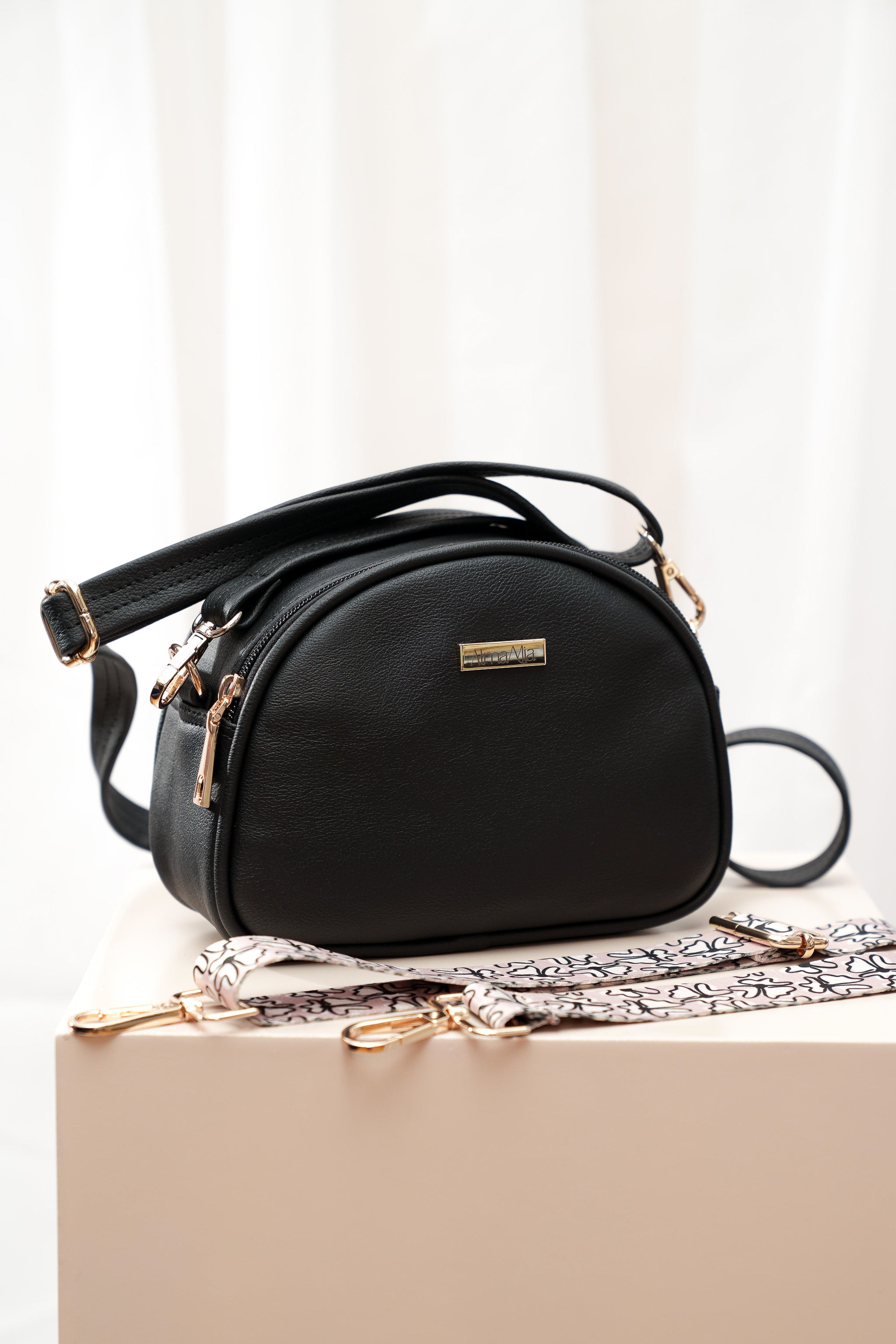 Mini Bag Chelsee Love Box (Edición especial)