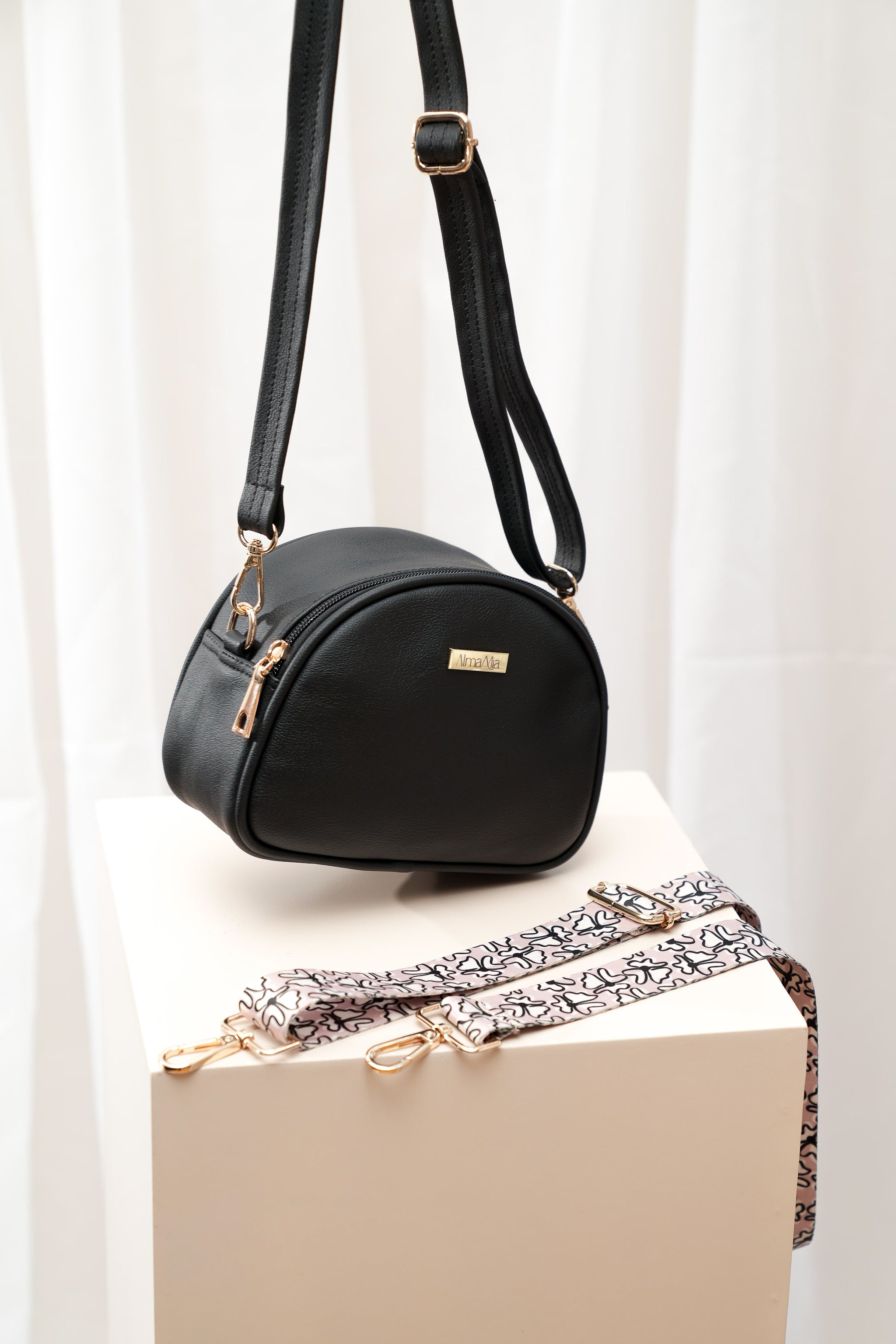 Mini Bag Chelsee Love Box (Edición especial)