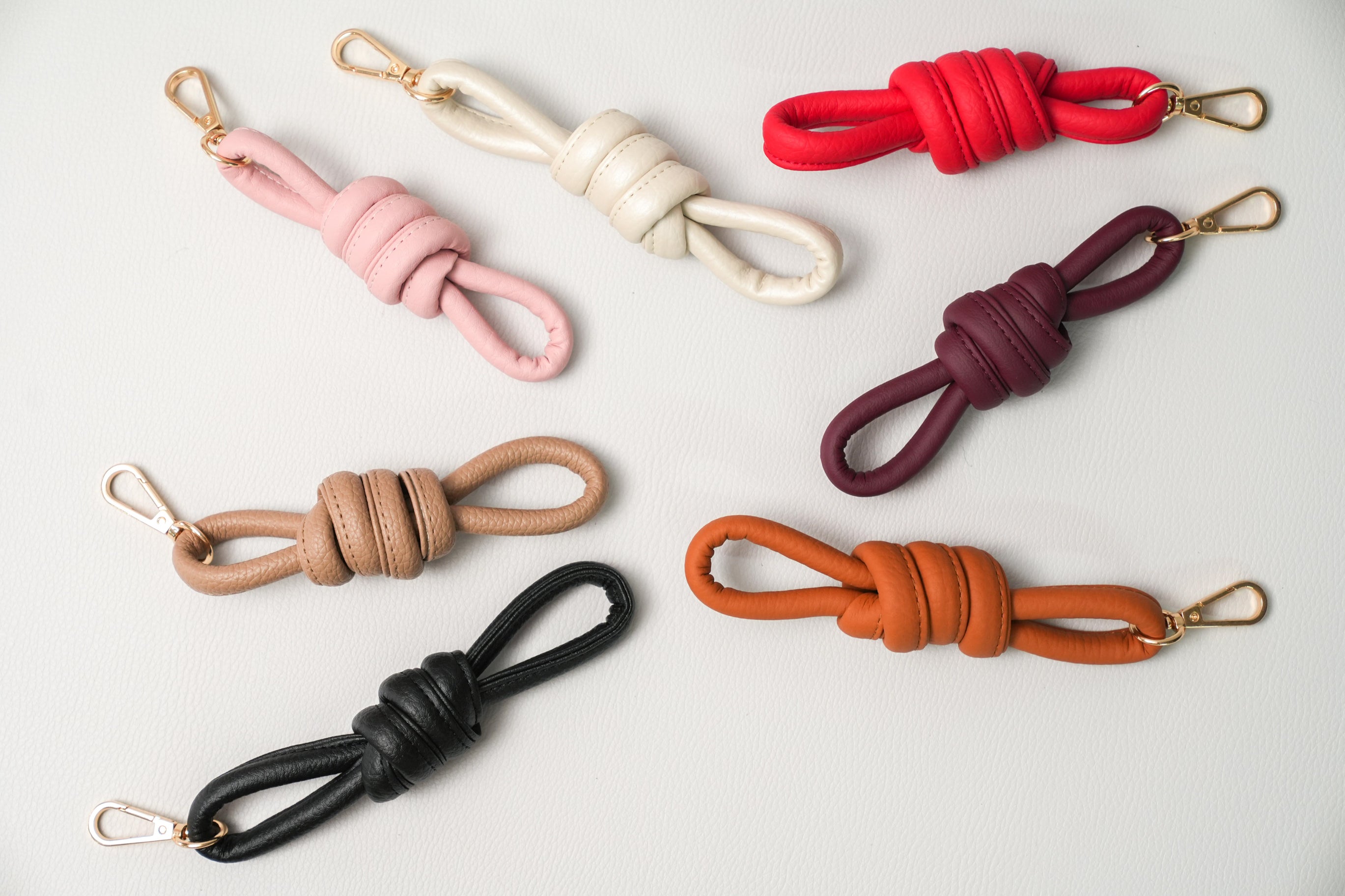 Charms Linaje