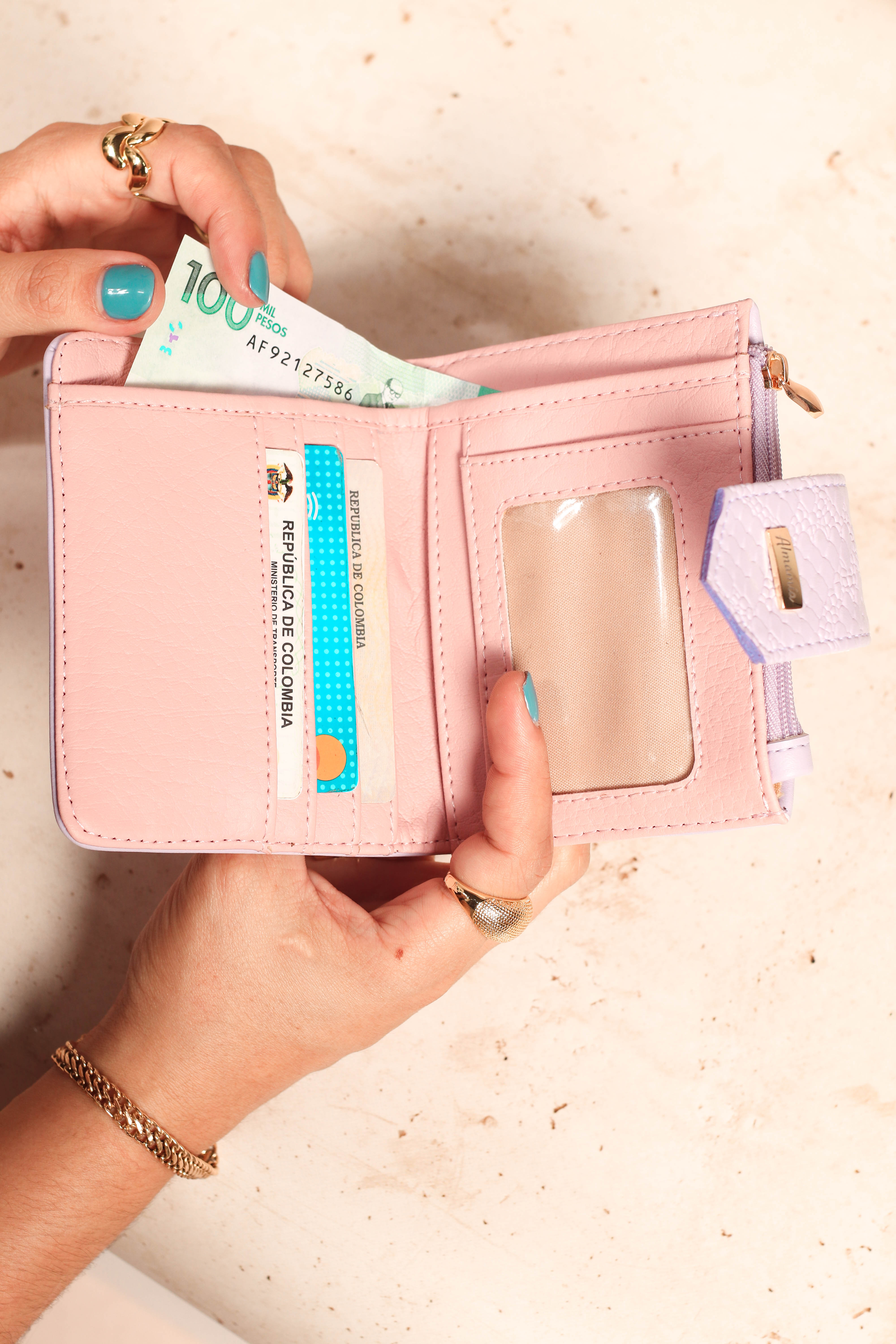 Billetera Mini Broche