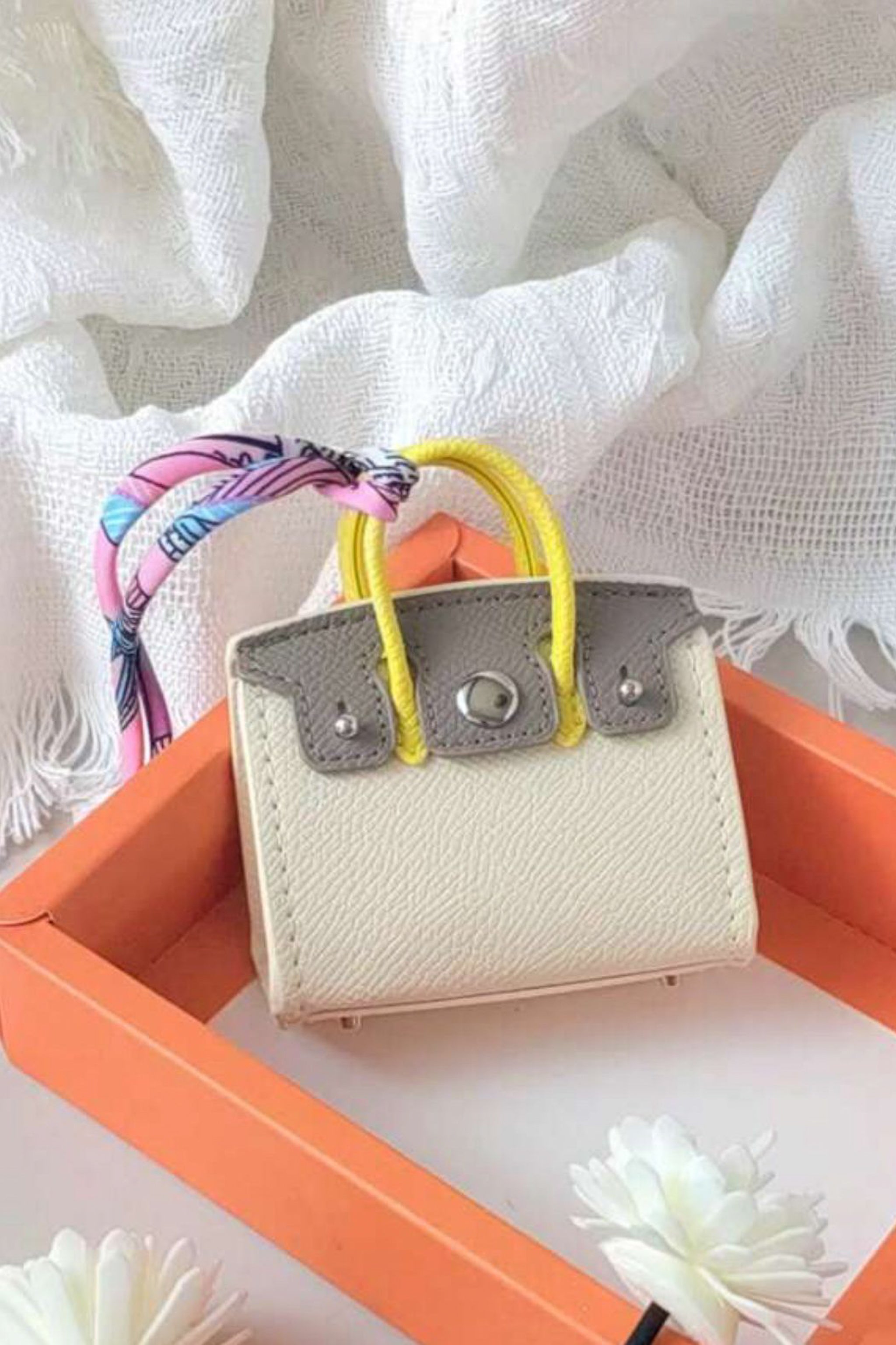 Charm Petit